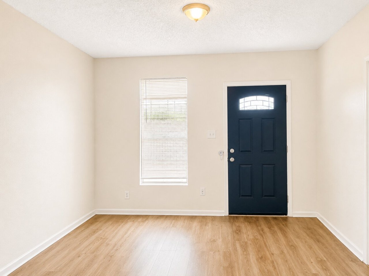 1203 Lamar San Antonio, TX 78202