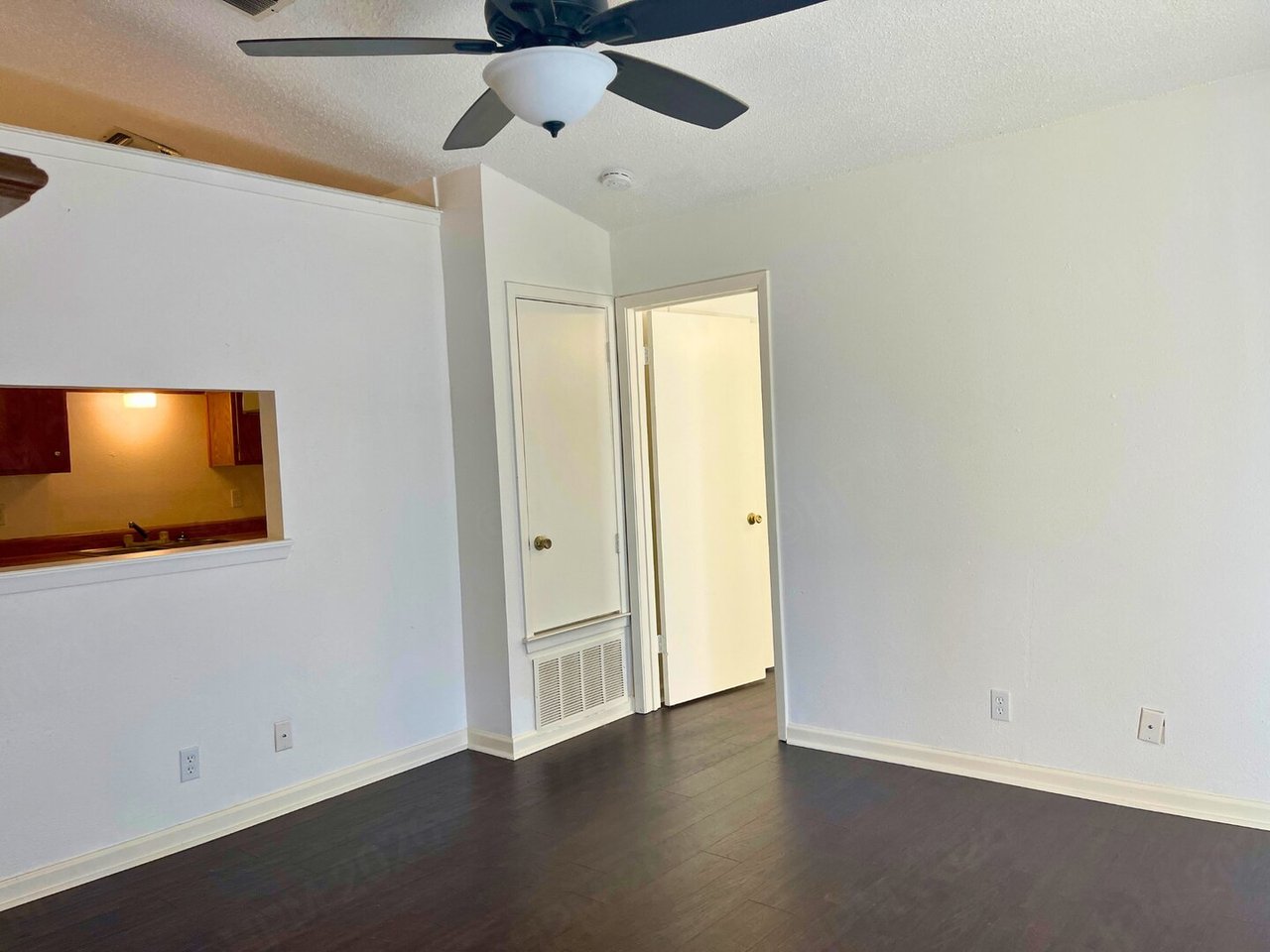 14506 Woods Hole San Antonio, TX 78233