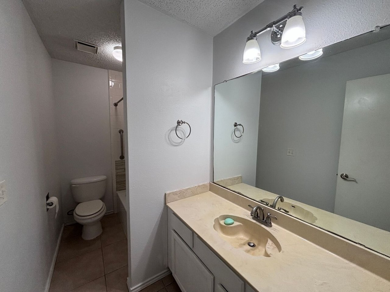 10922 Forest Summit Live Oak, TX 78233