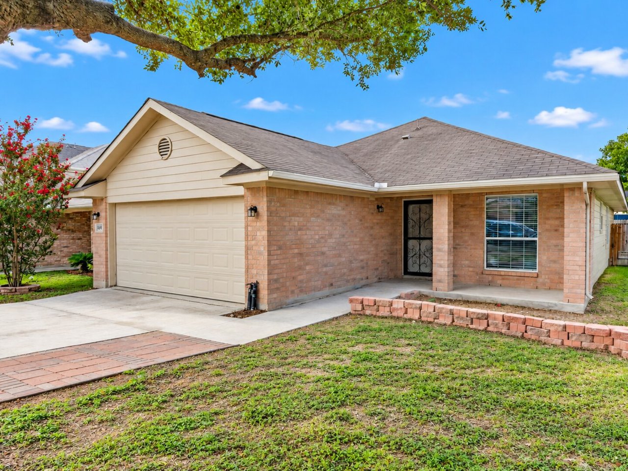 10419 Goldcrest Mill San Antonio, TX 78239