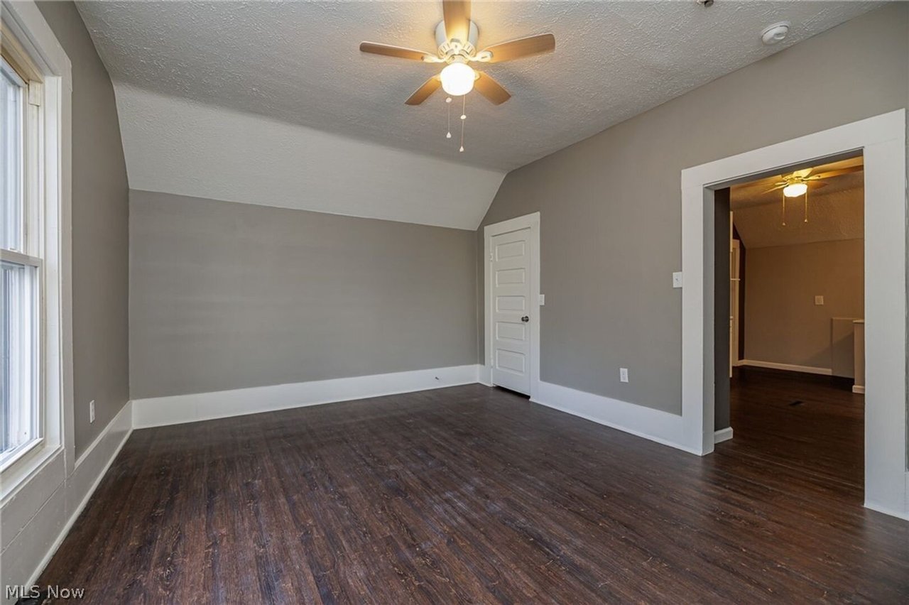 228 Gates Avenue - Up unit