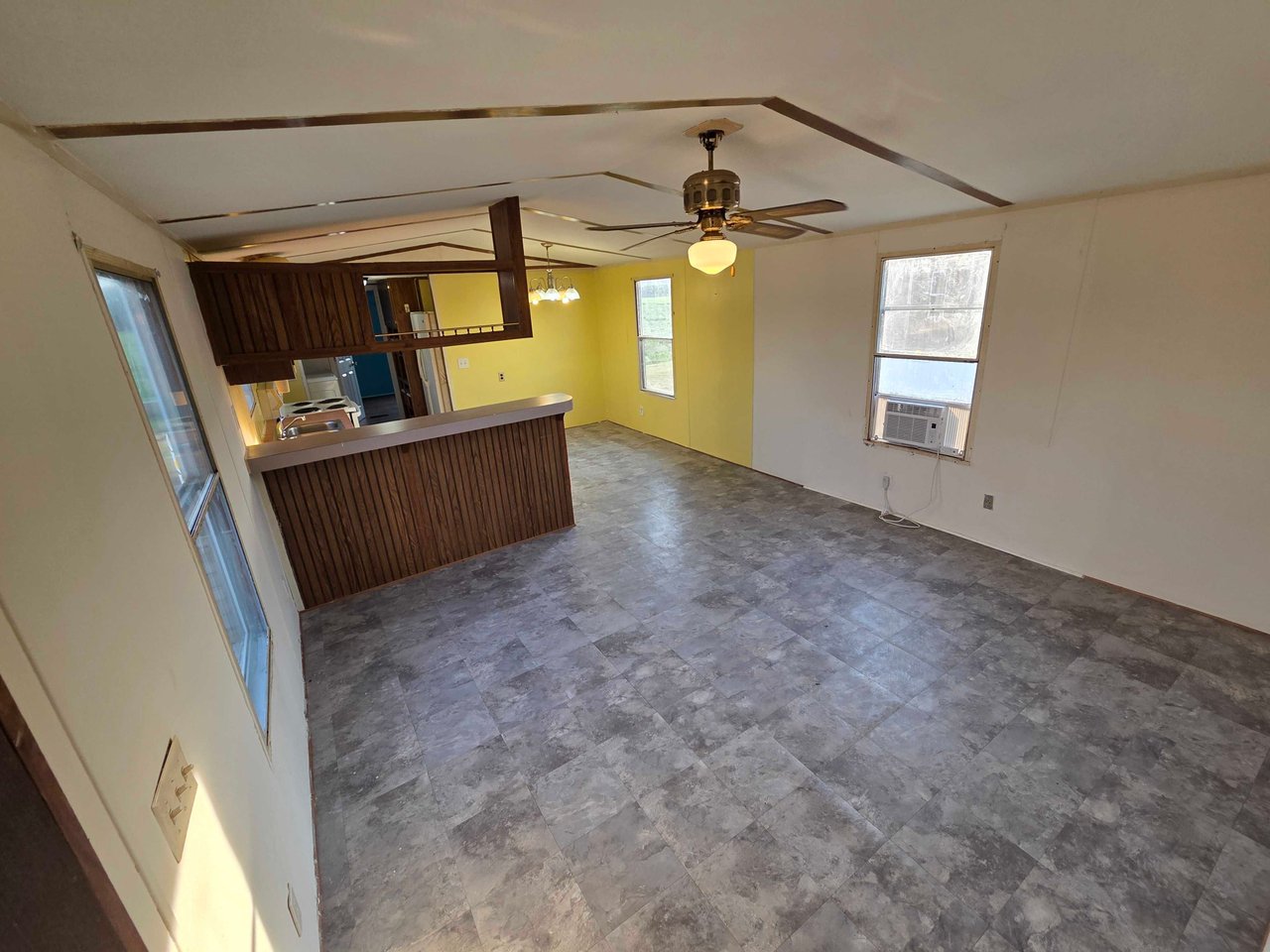 2420 Wysteria