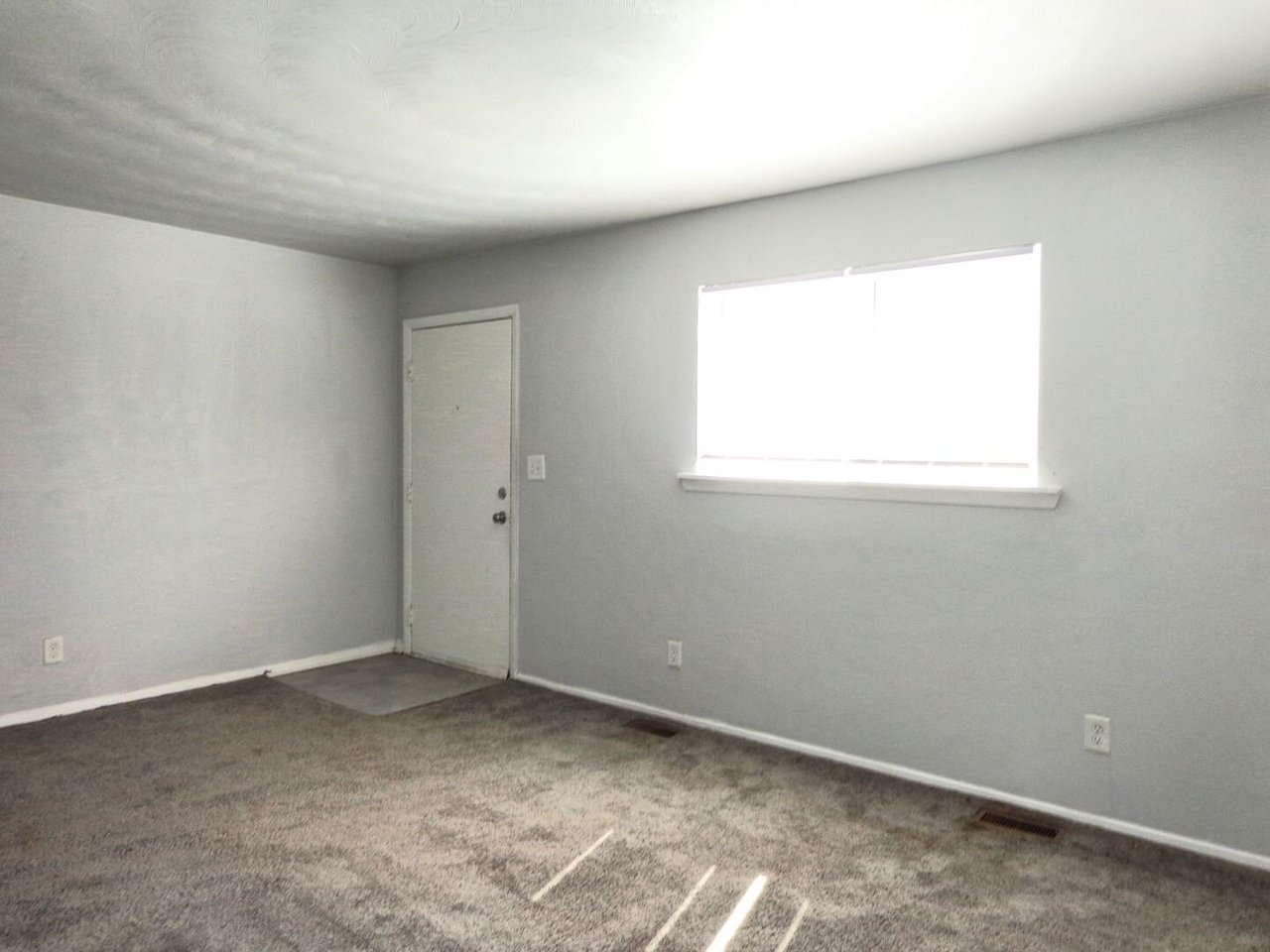1625 W. Pembroke Avenue - Unit 4 Hampton, VA 23661