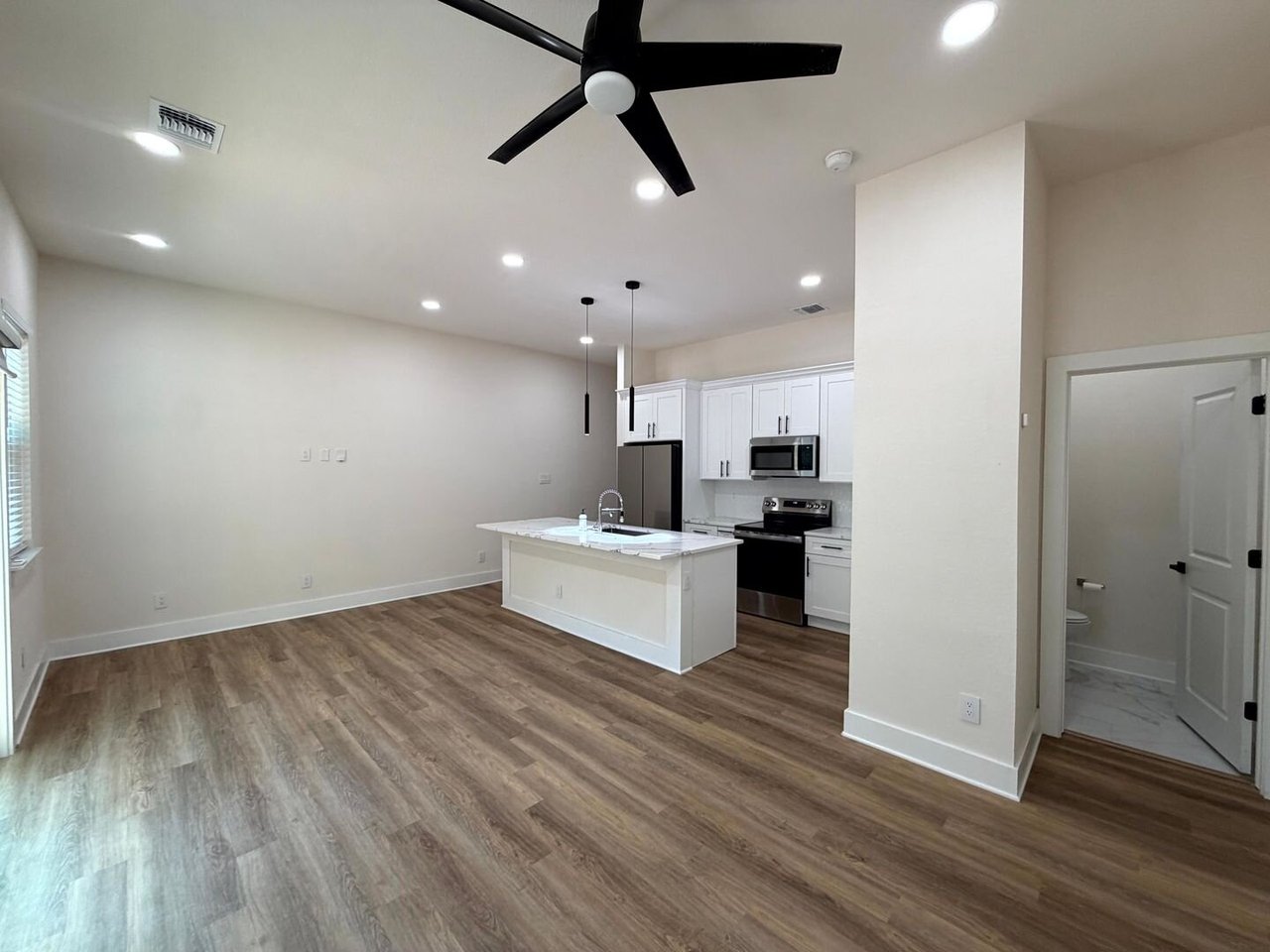 11710 Vance Jackson Road #701 San Antonio, TX 78230