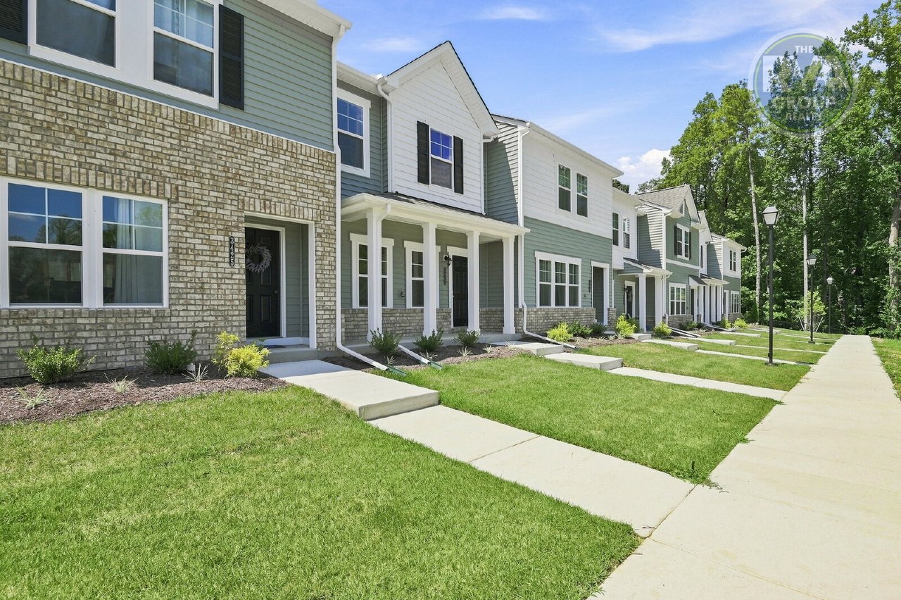 3421 Pond Alley