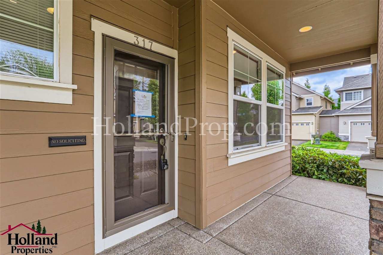 317 NE 105th Ave Hillsboro, OR 97006