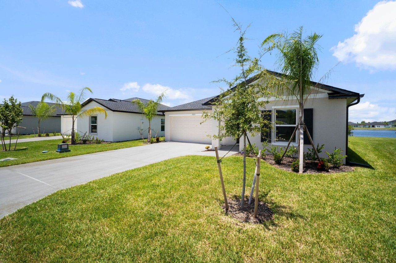 17633 Paradiso Way North Fort Myers, FL 33917