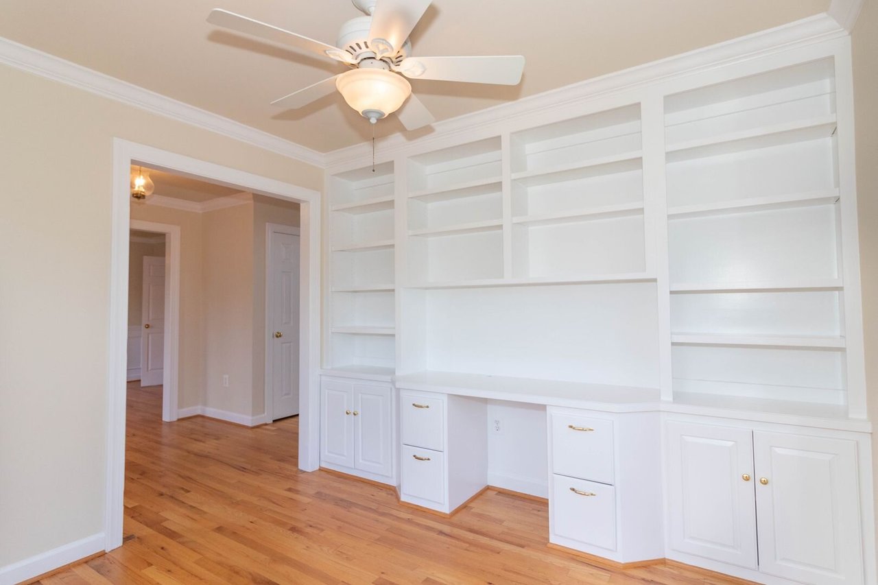 80 Brookshire Dr Warrenton, VA 20186-3041