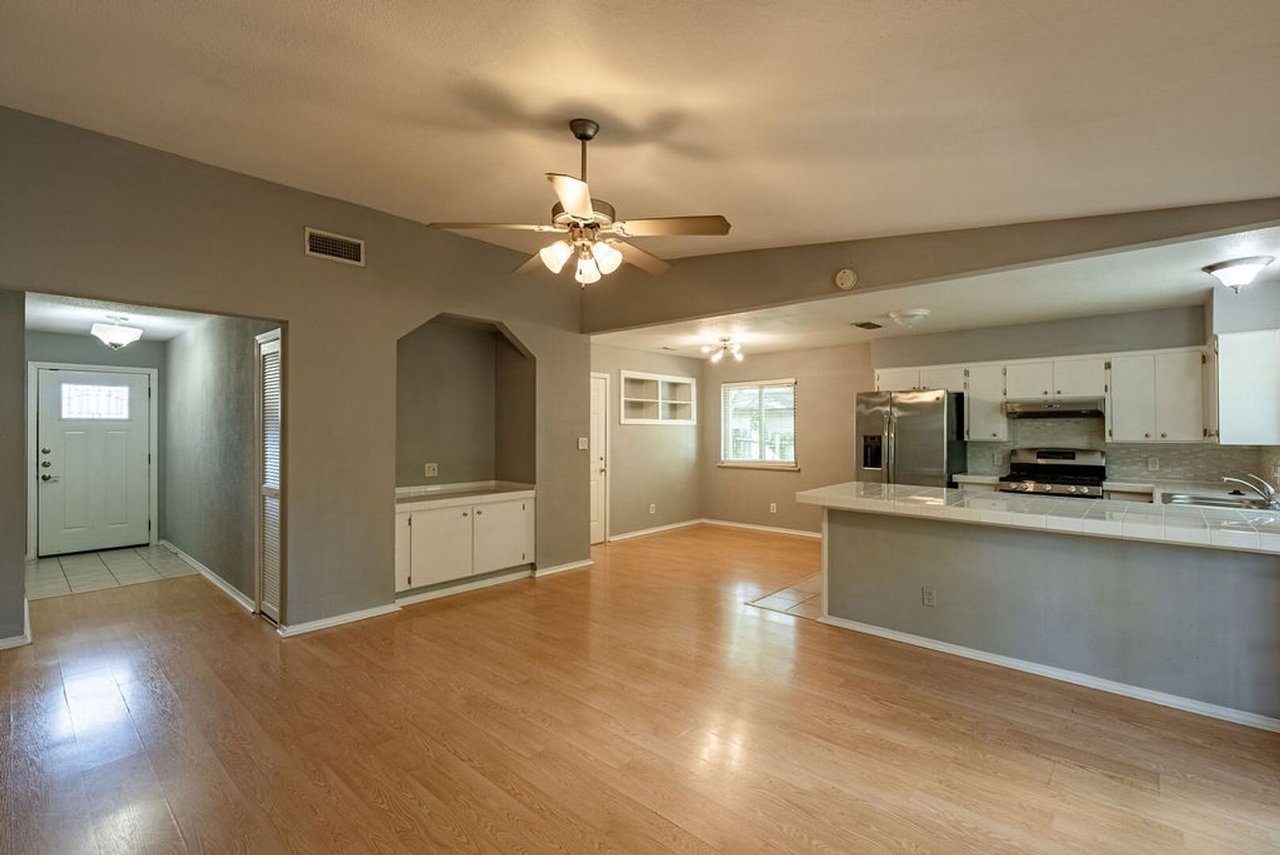 10302 Stubble Quail Circle Austin, TX 78758
