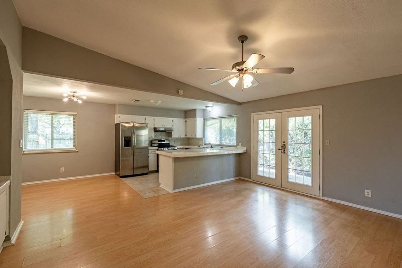 10302 Stubble Quail Circle Austin, TX 78758