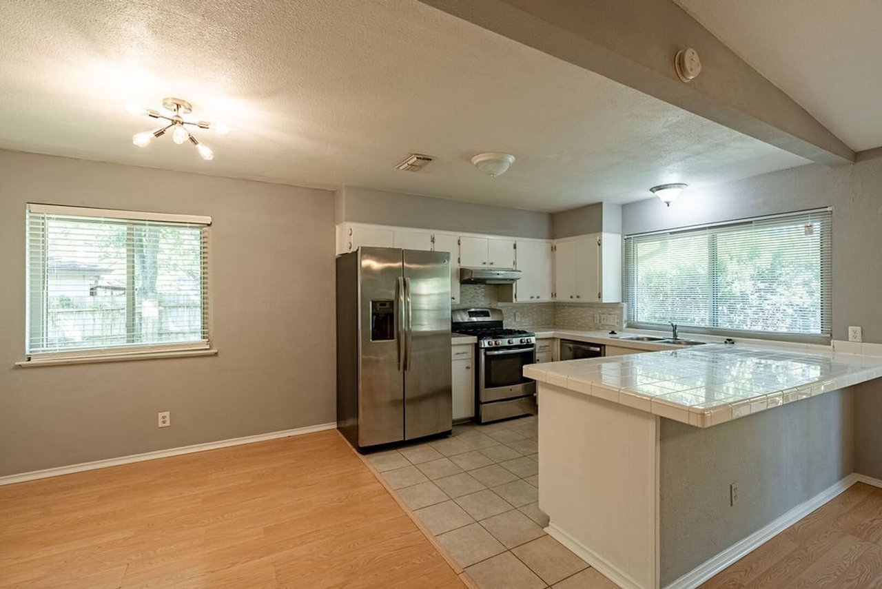 10302 Stubble Quail Circle Austin, TX 78758