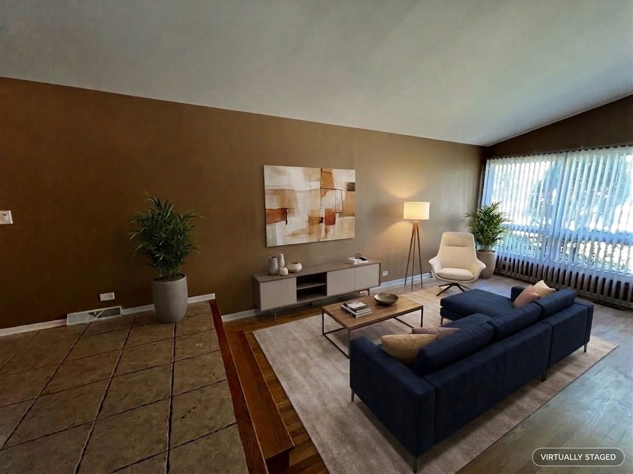 3929 W. Chase Avenue Lincolnwood, IL 60712