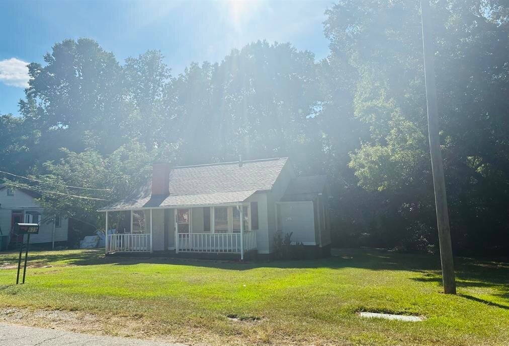 609 North Dr.