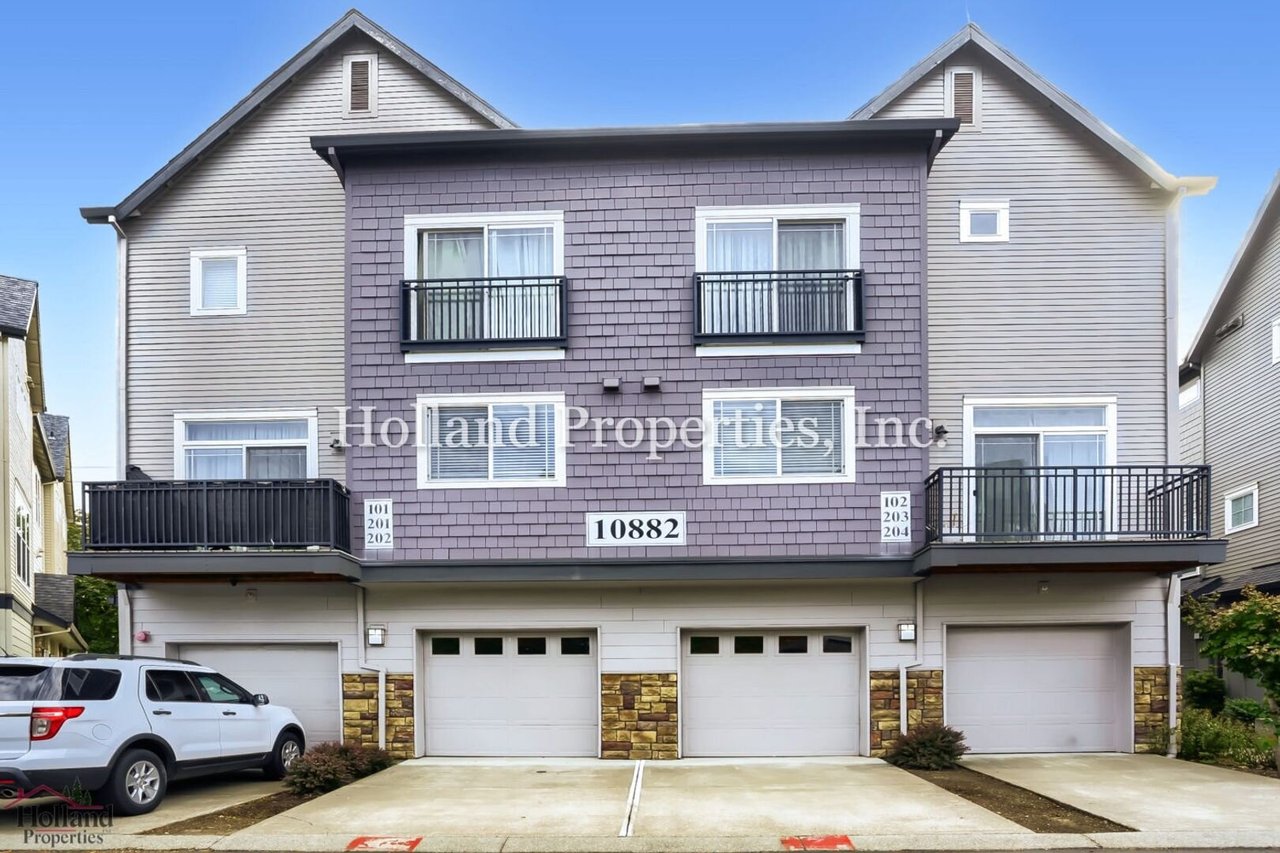 10882 NE Red Wing Way Unit 204 Hillsboro, OR 97006