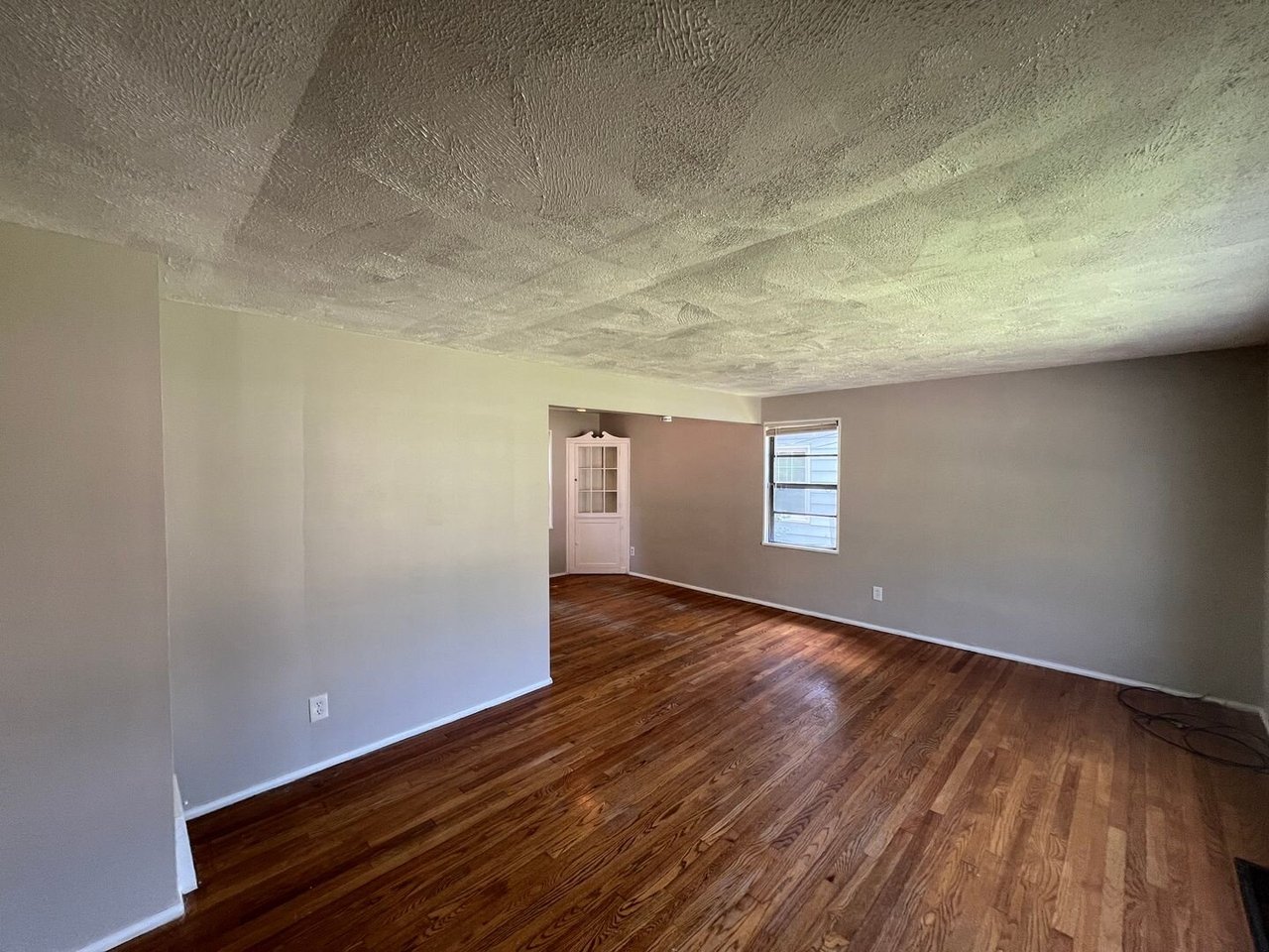 19208 Shakerwood
