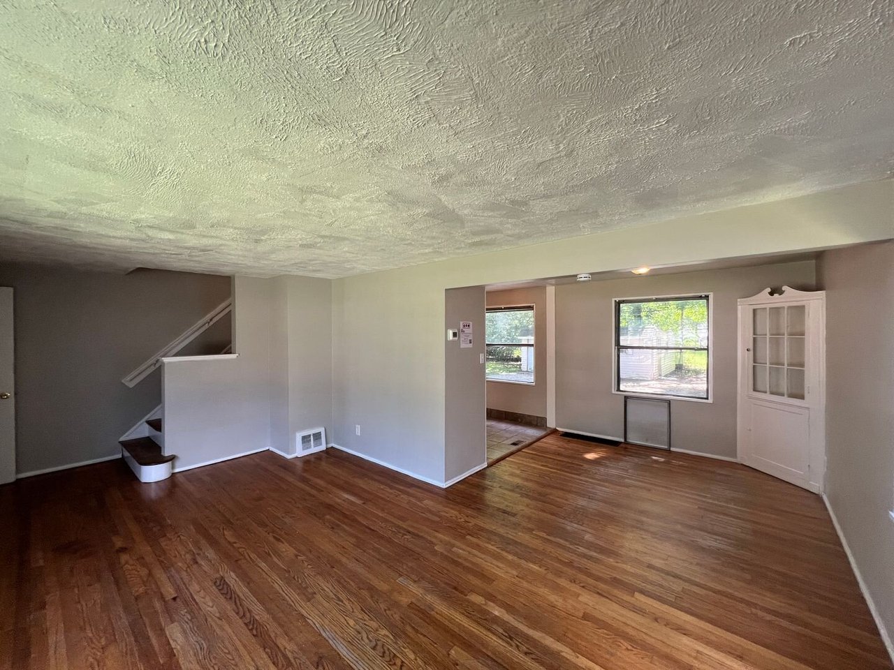 19208 Shakerwood