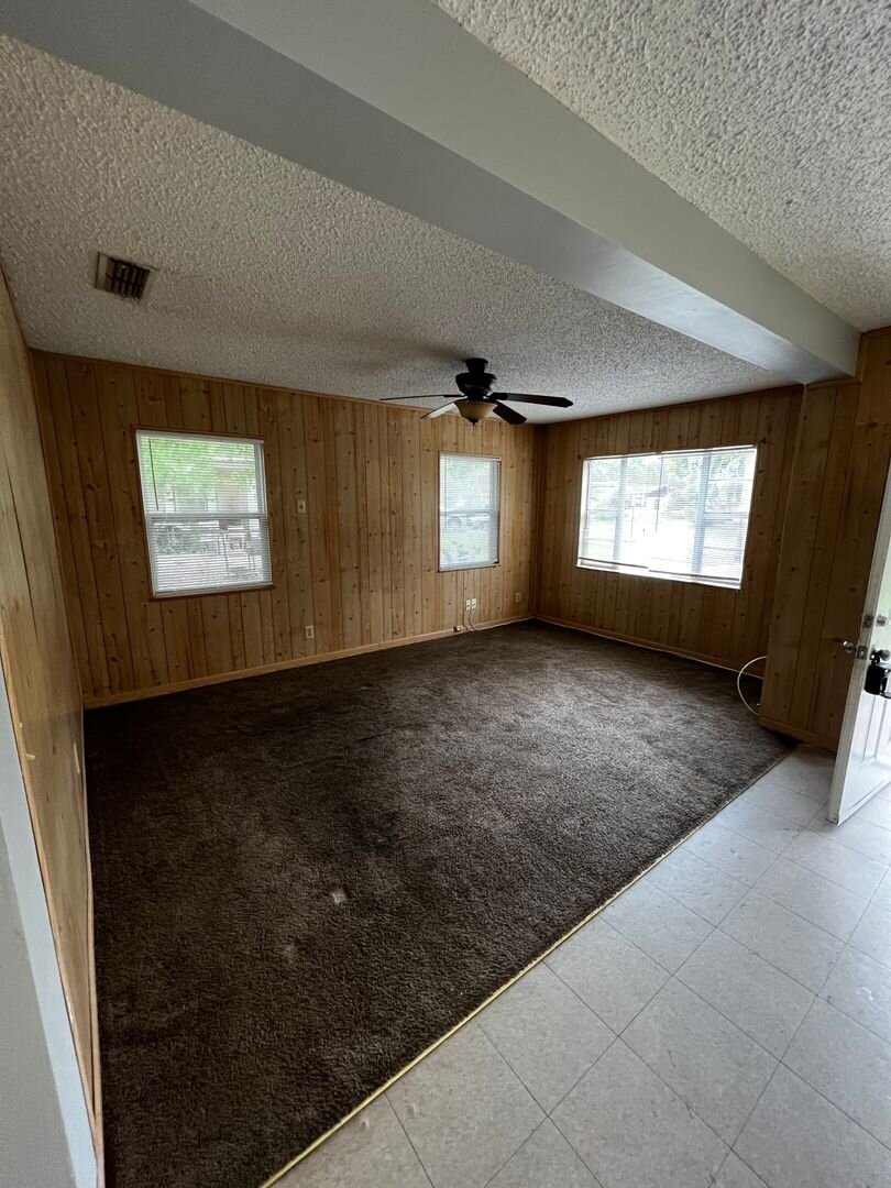 1847 Loyola Drive Jacksonville, FL 32218
