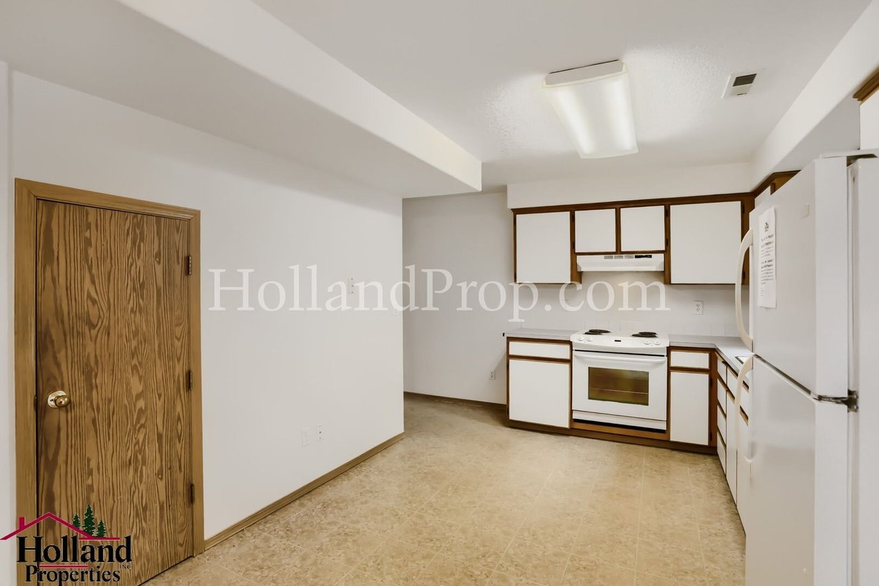 17229 SE Julie Place Portland, OR 97236