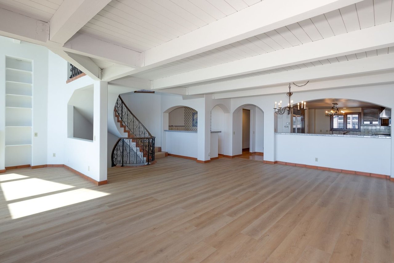 3265 Ocean Dr Oxnard, CA 93035