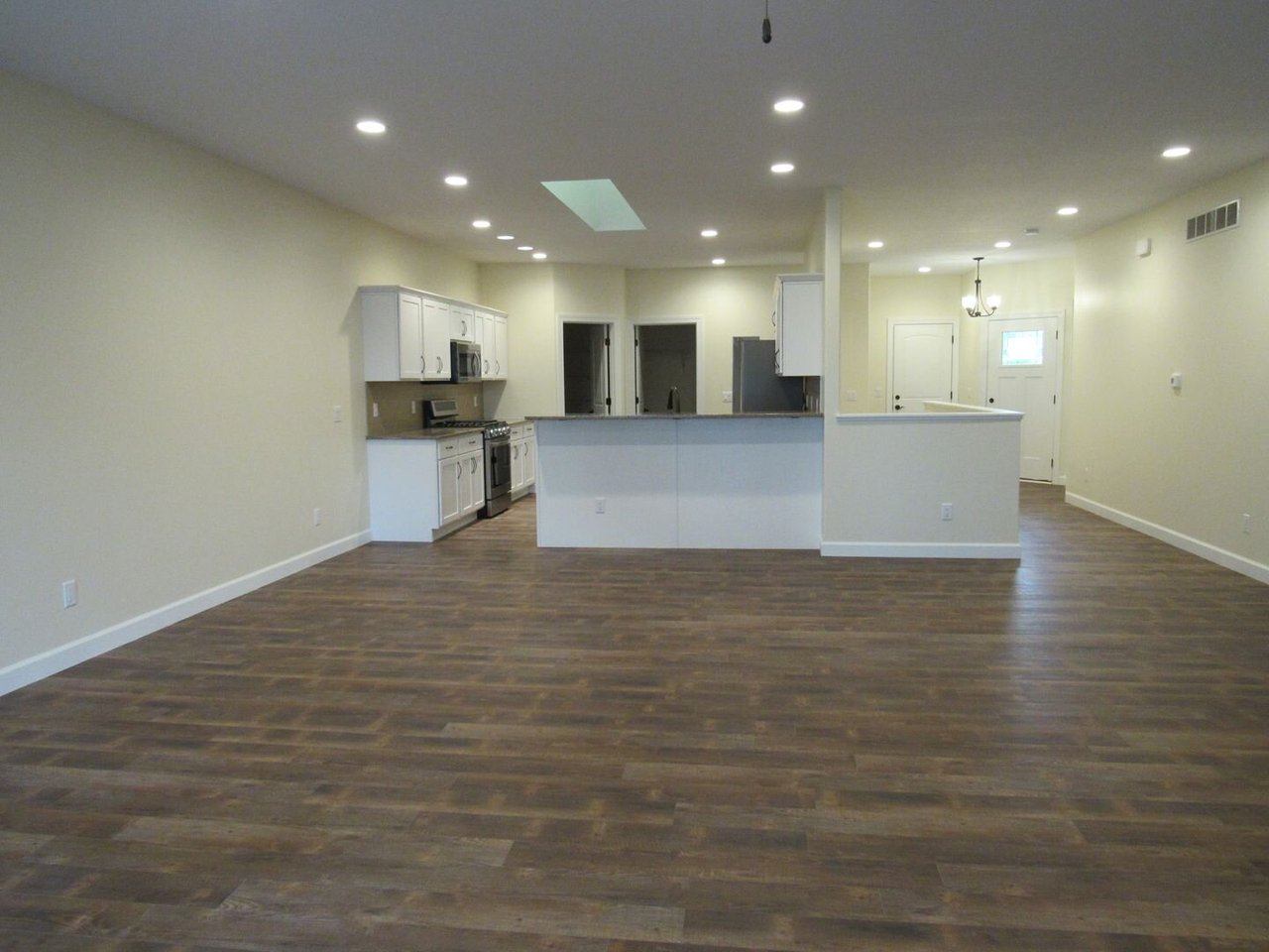 4007 Creek Hill Drive Bettendorf, IA 52722