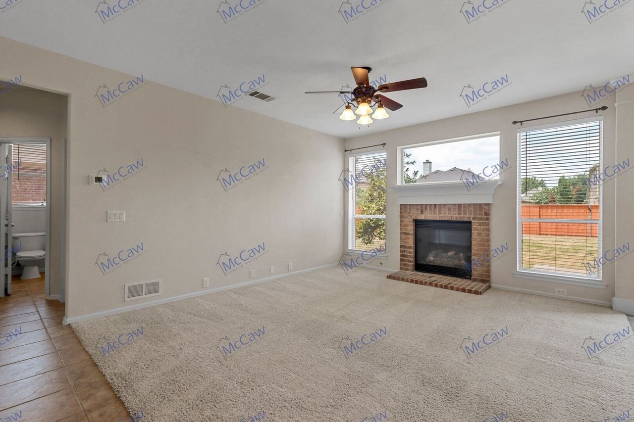 2812 S. Serrano Grand Prairie, TX 75054