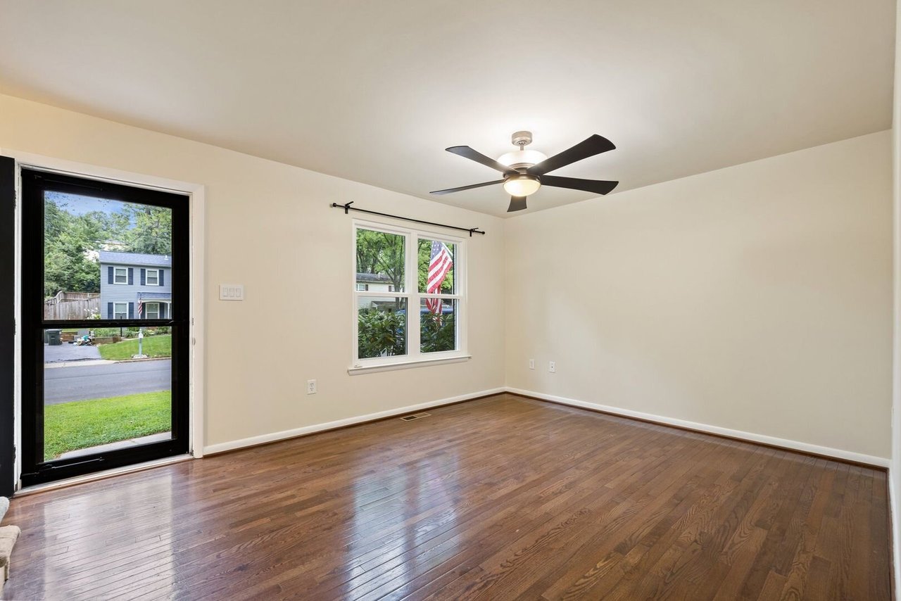 5256 Sudberry Ln, Woodbridge, VA 22193