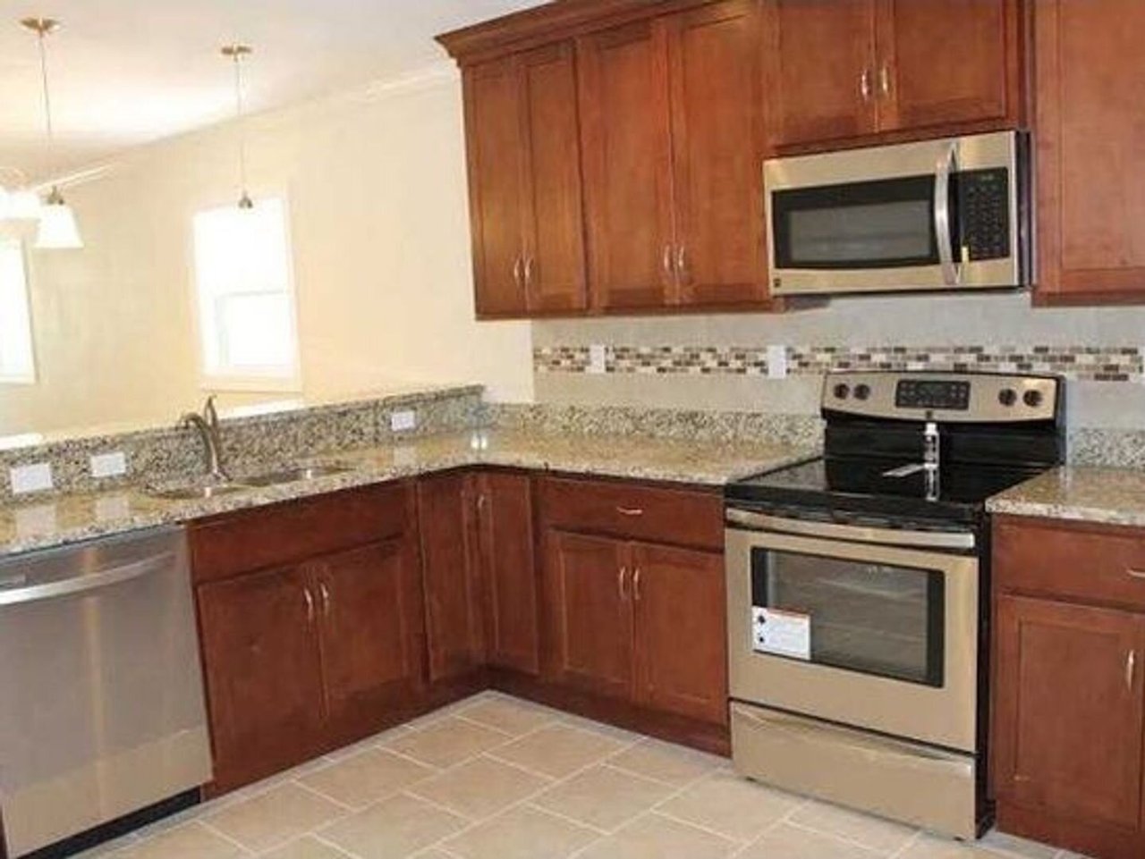 619 Waukesha Avenue Norfolk, VA 23509