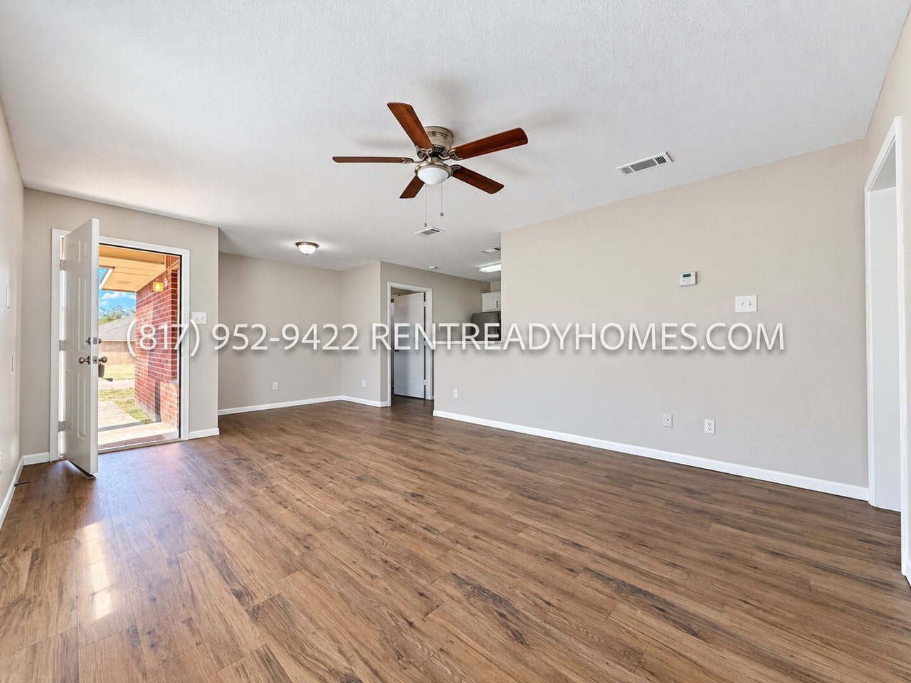 860 Potomac Dr Lancaster, TX 75134