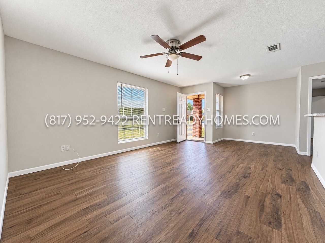 860 Potomac Dr Lancaster, TX 75134