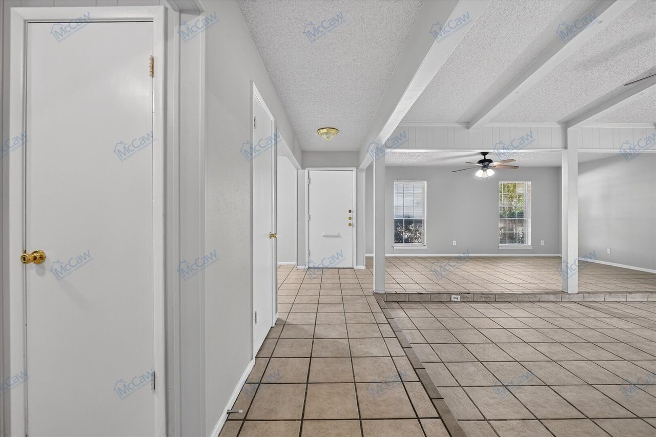 4902 Inverness Ave. Fort Worth, TX 76132