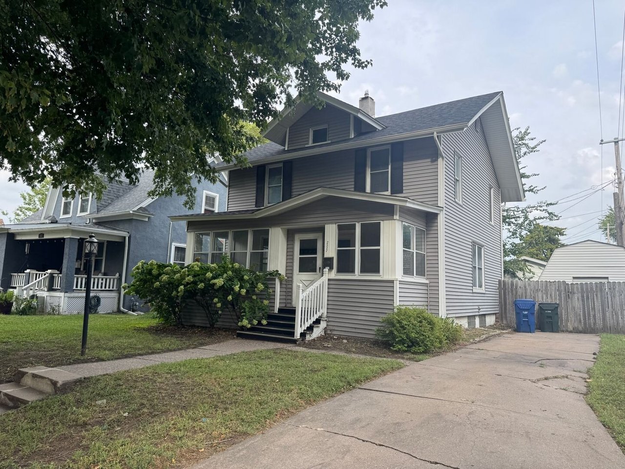 2517 Arlington Avenue Davenport, IA 52803