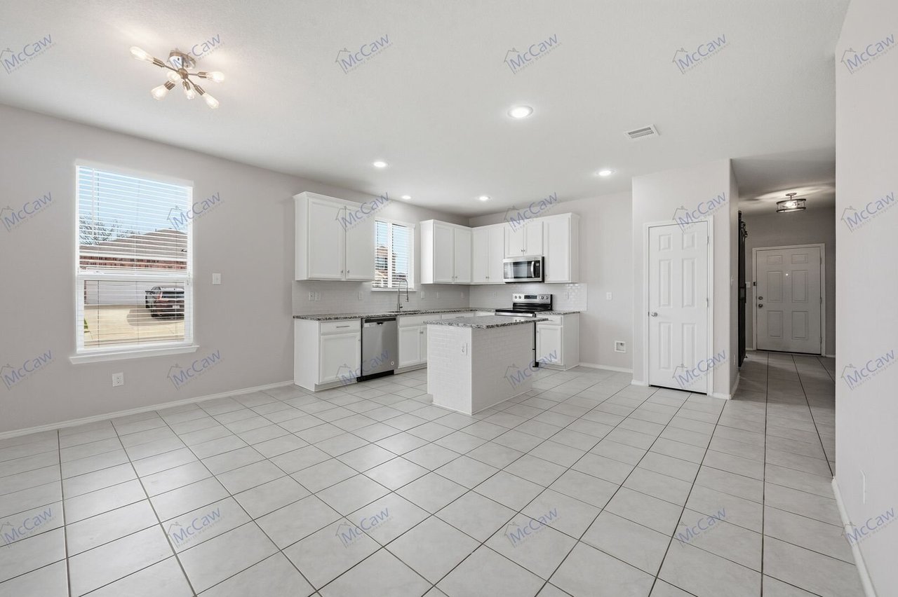 2365 Bernese Ln. Fort Worth, TX 76131
