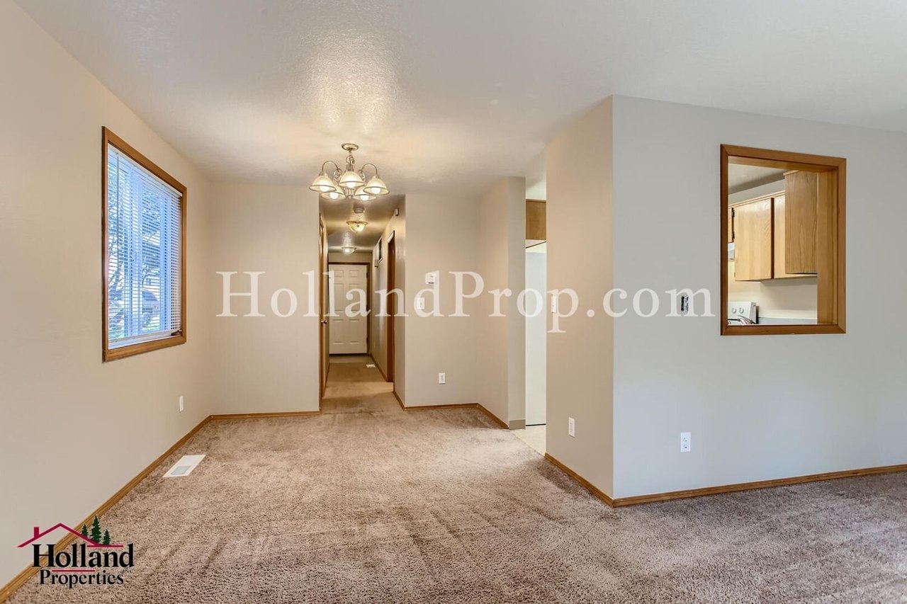15470 SW Donna Ct Beaverton, OR 97007