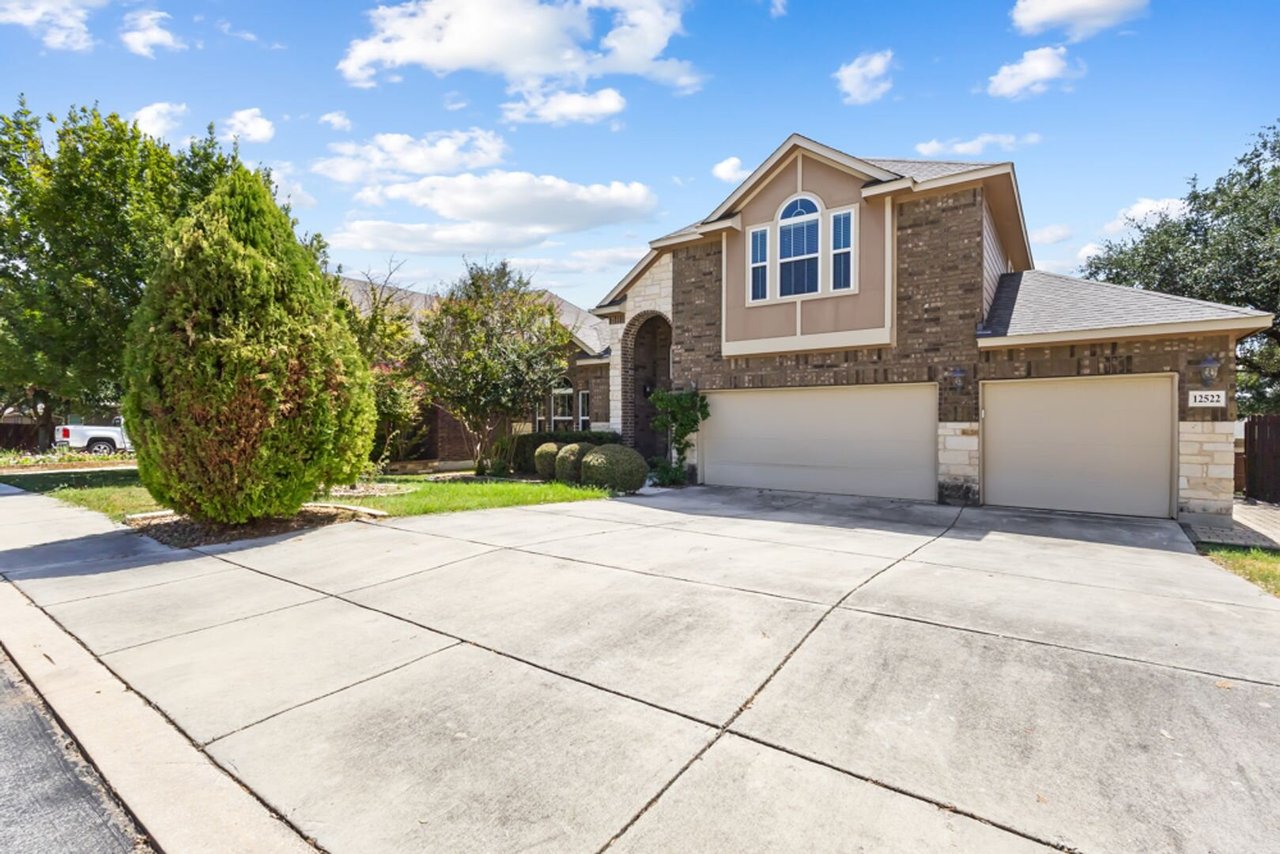 12522 Lexi Petal San Antonio, TX 78253
