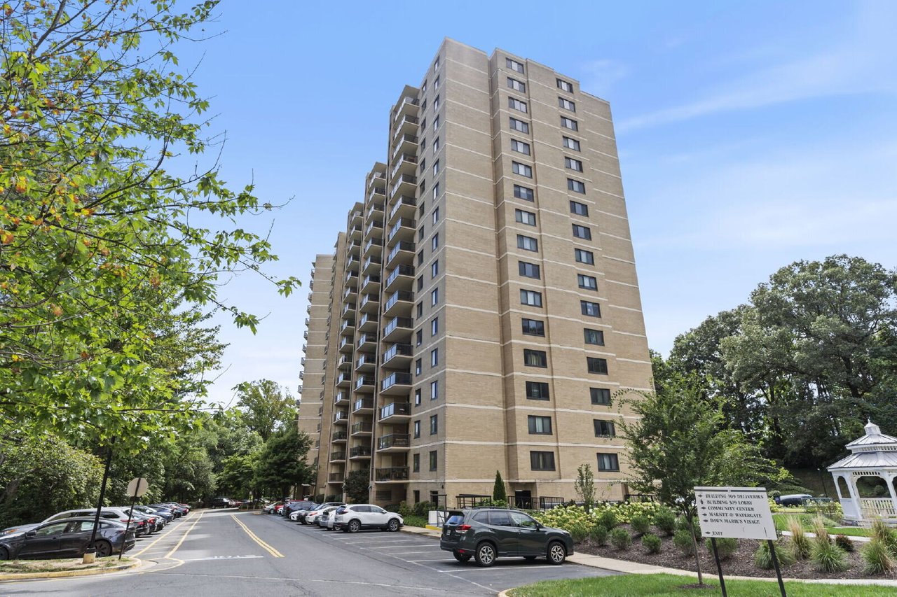 309 Yoakum Parkway #1705