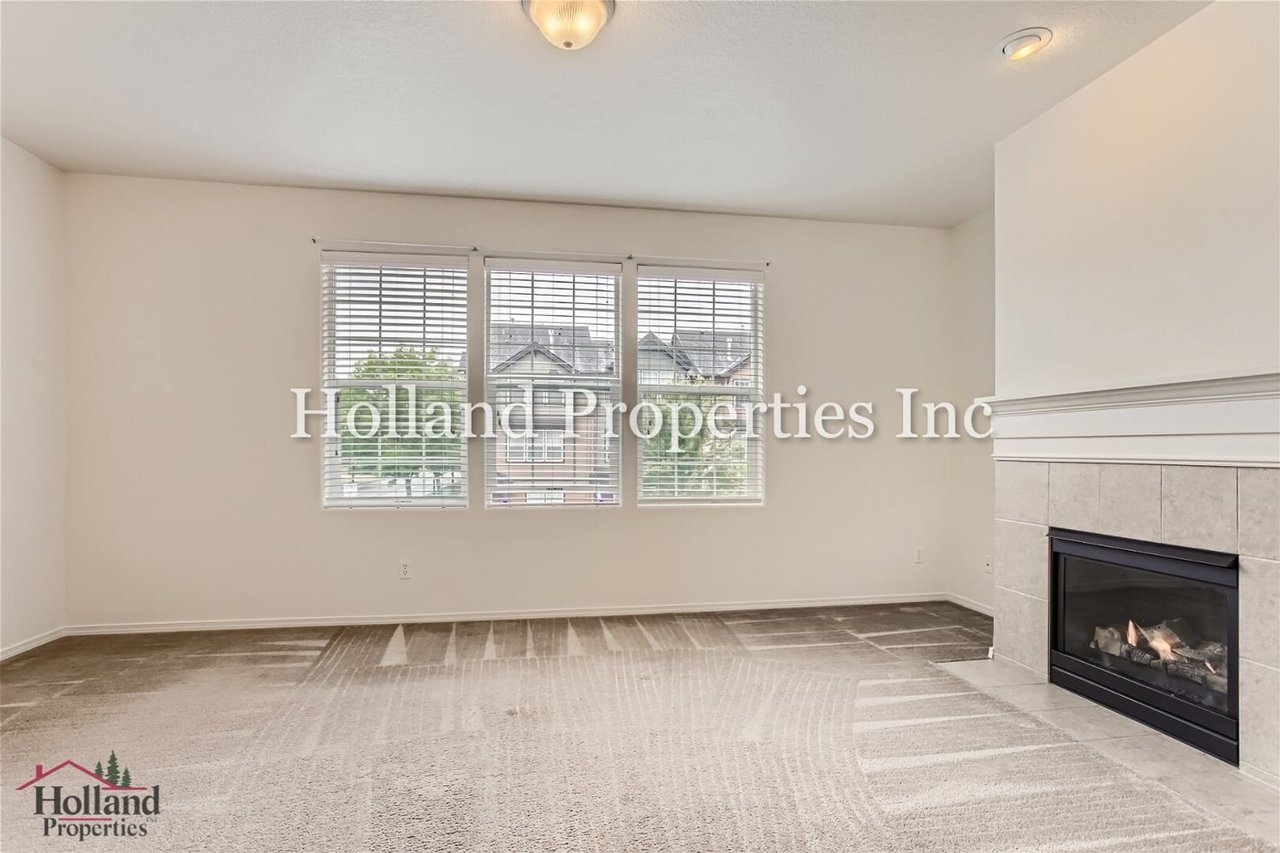 3594 SE Ironwood Avenue Hillsboro, OR 97123