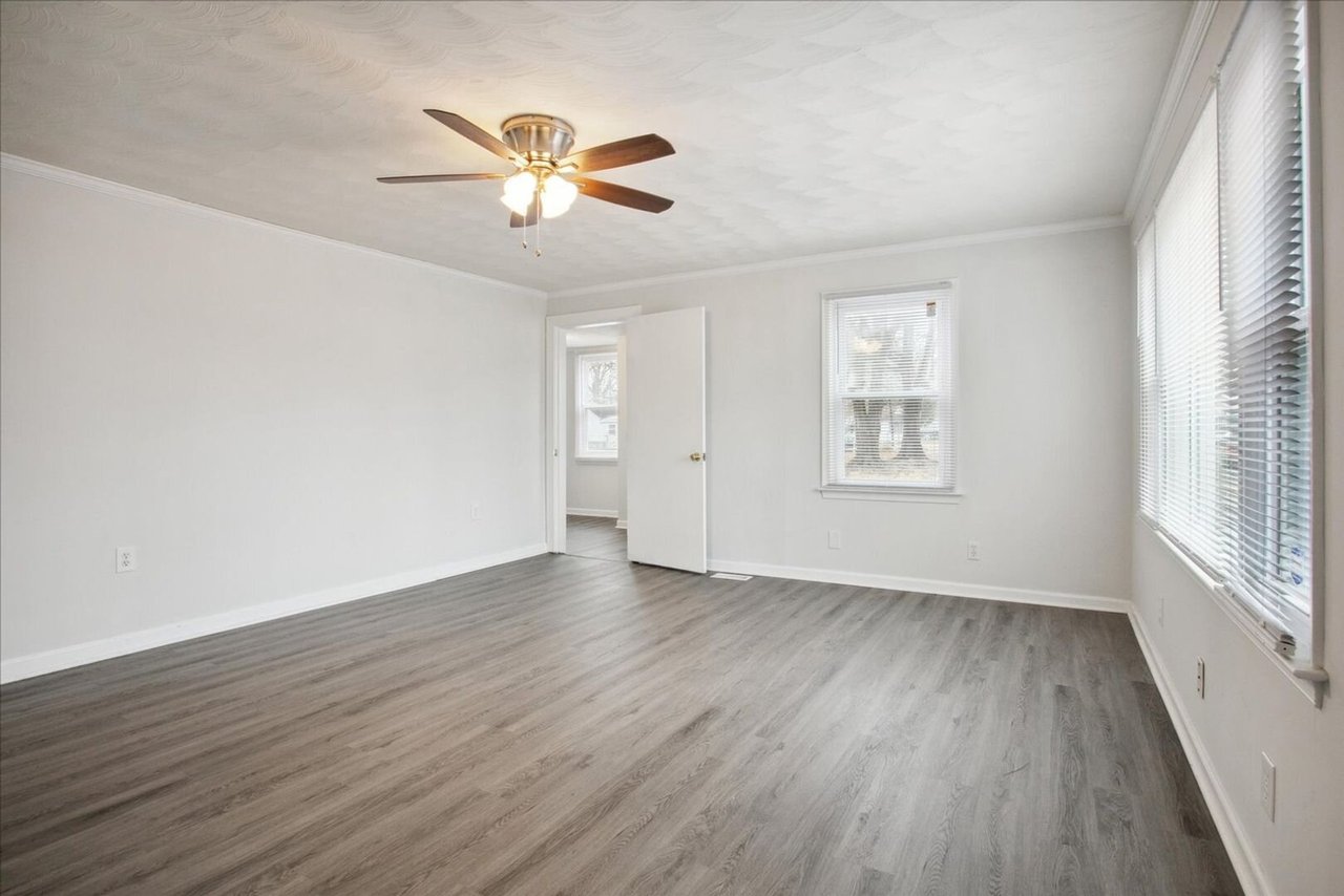 5926 Madison Avenue Newport News, VA 23605