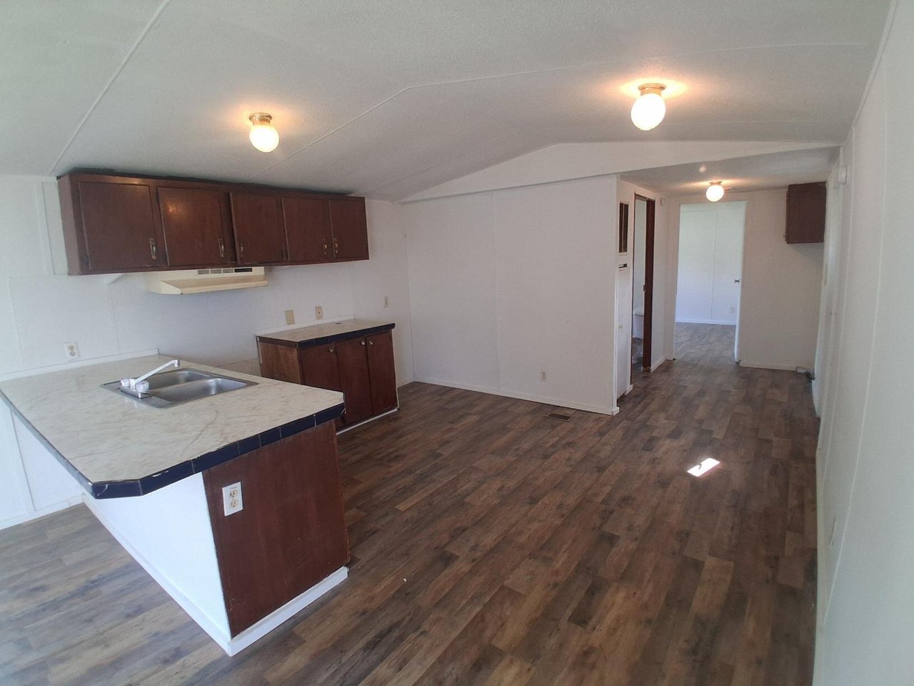 2305 Wysteria