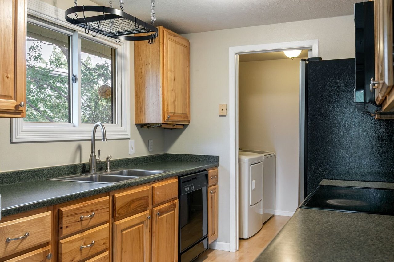 3406 Avon Ct Fort Collins, CO 80526