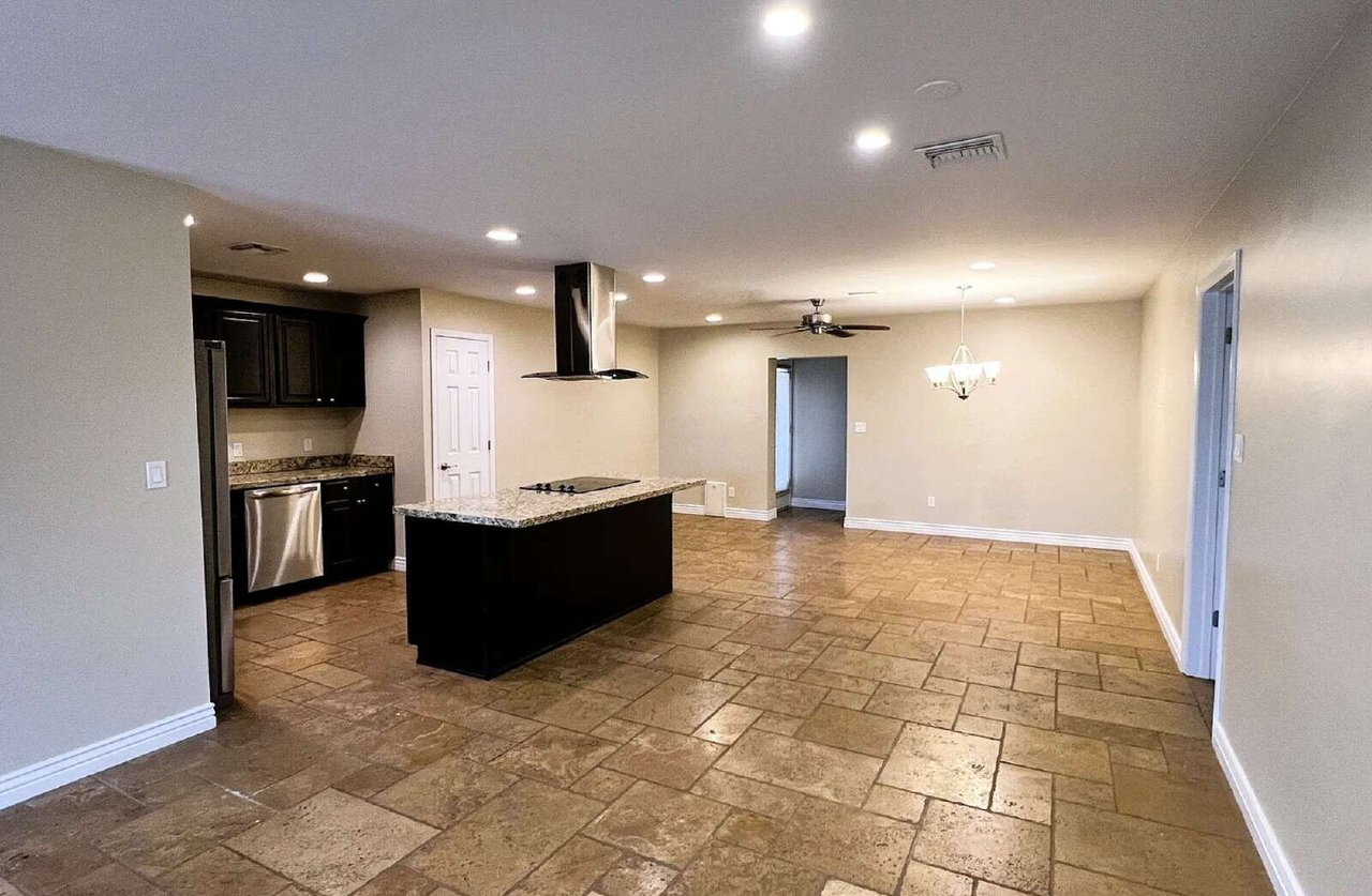 1643 N 87th Pl, Scottsdale, AZ 85257