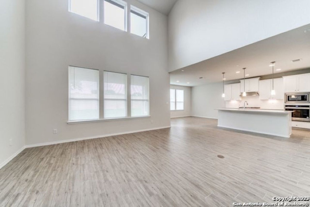 332 Aberdeen Boerne, TX 78015