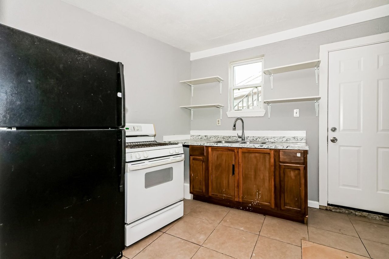 4610 Schroeder Rd  - Unit 2 Houston, TX 77011