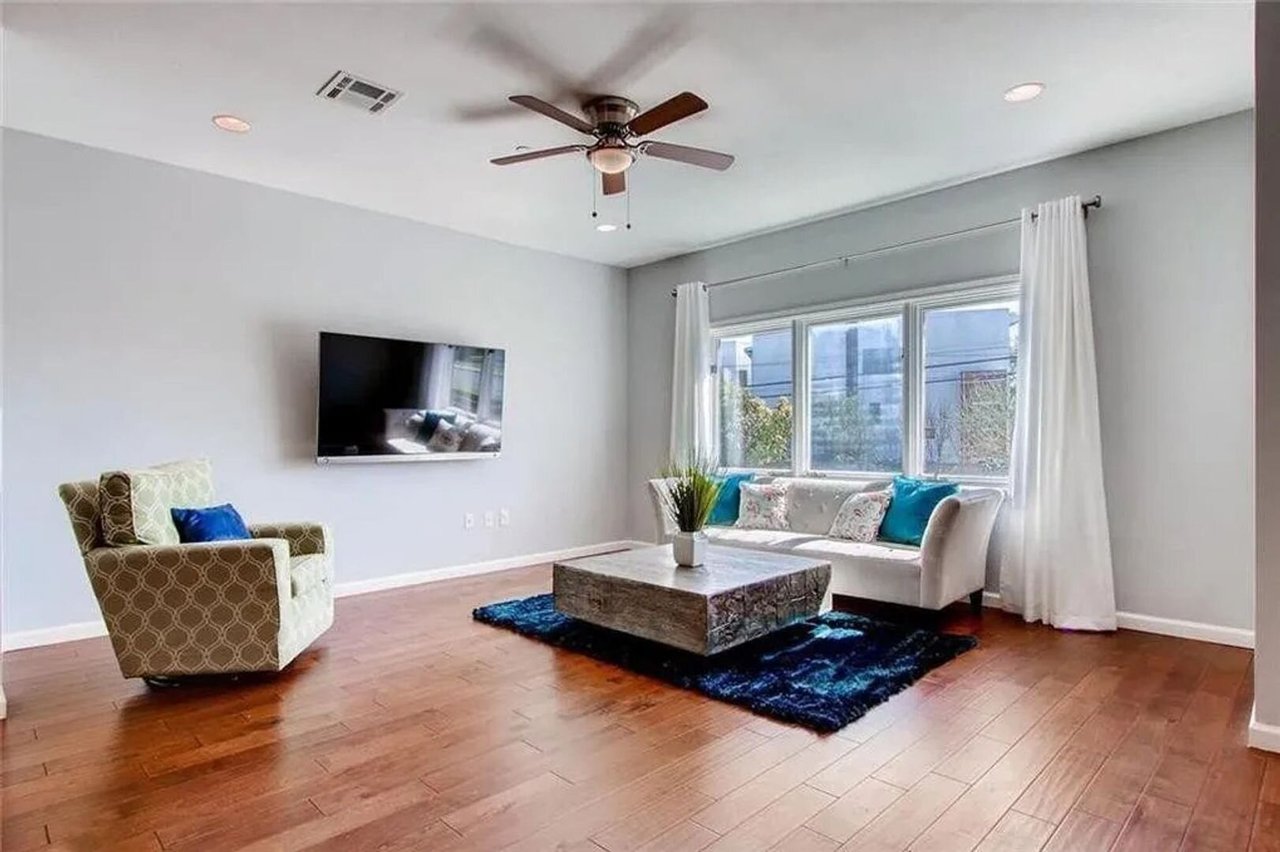 5004 Balcones Dr Austin, TX 78731