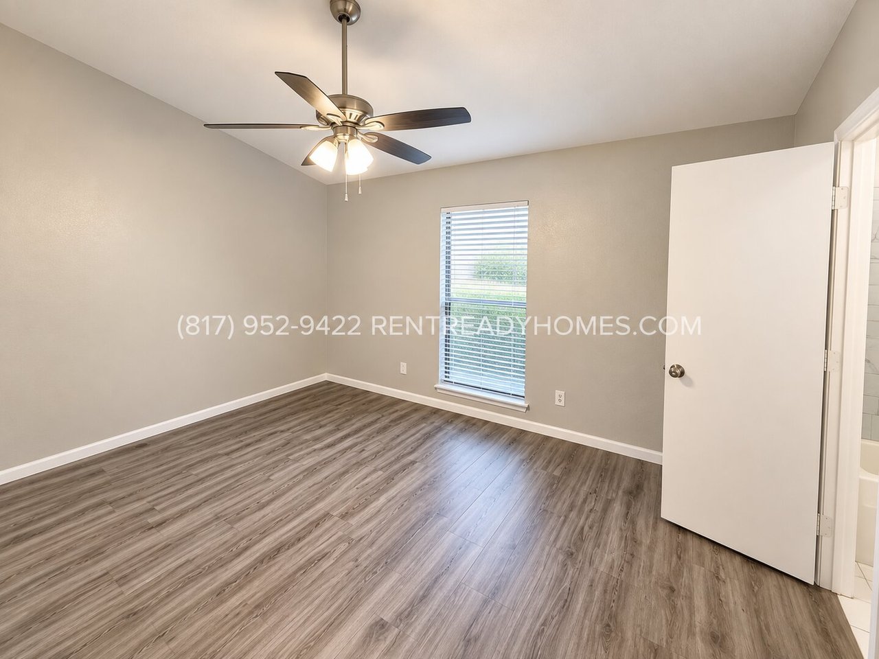 450 Dollins St Cedar Hill, TX 75104