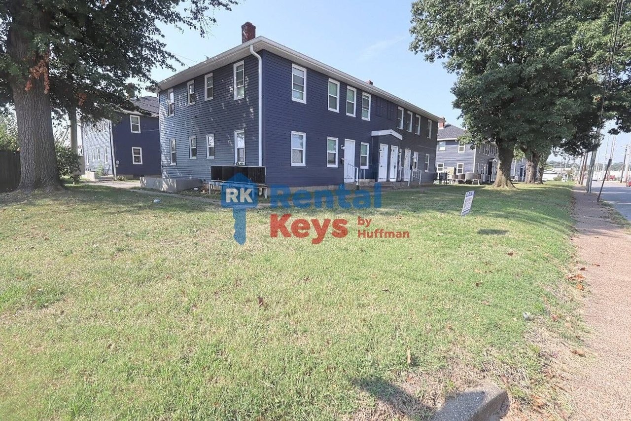 2016 West Maryland Street Unit H Evansville, IN 47712