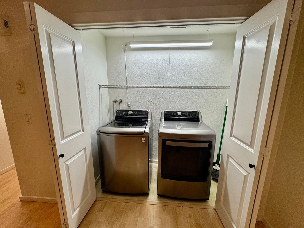 210 9th St Unit E103 Kirkland, WA 98033
