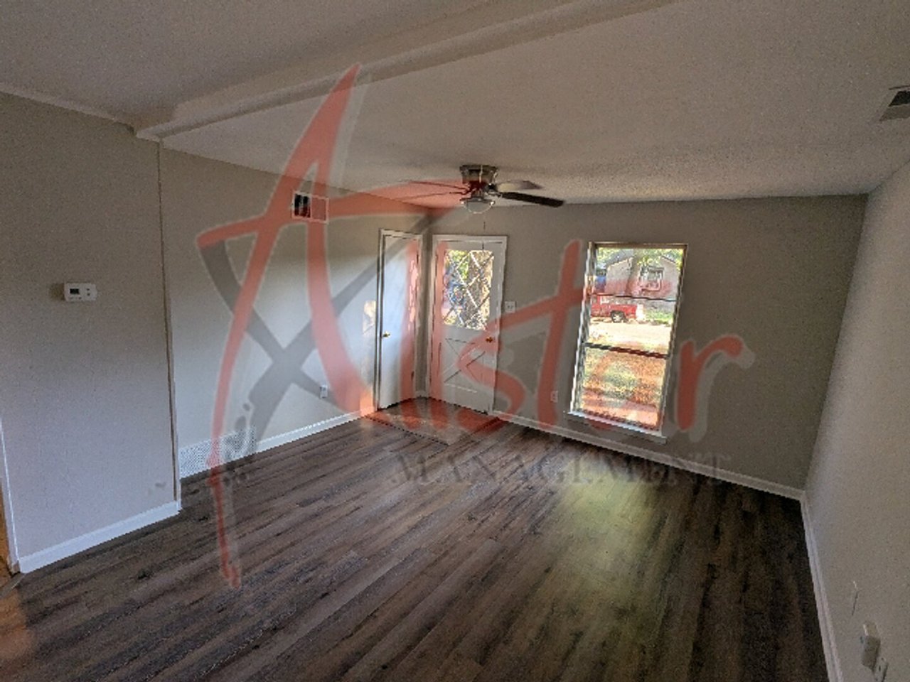 2705 Magnolia Dr