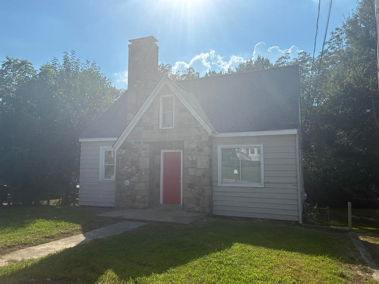 1204 Asheboro St