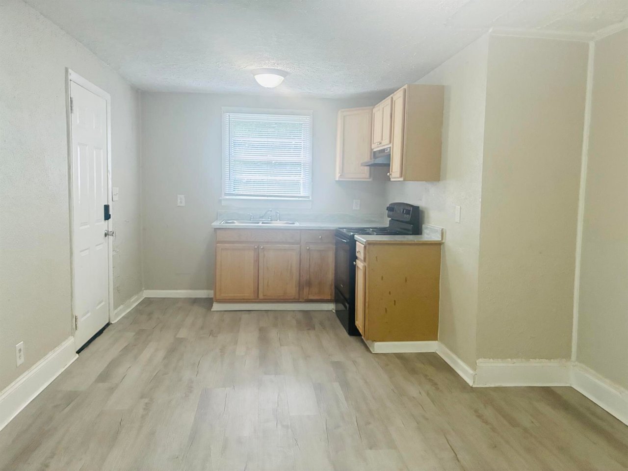 1204 Asheboro St
