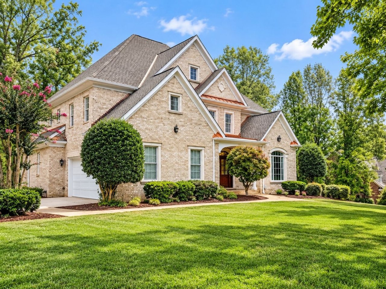7517 Henson Forest Drive Summerfield, NC 27358